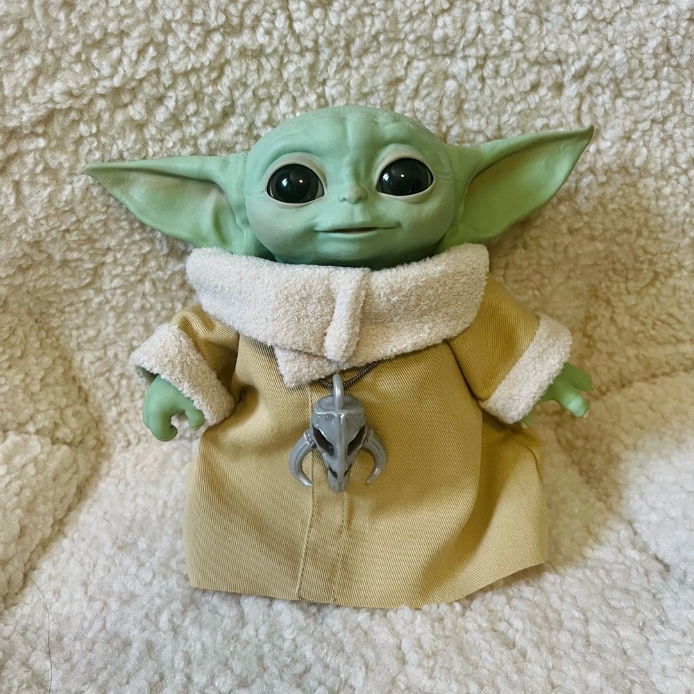 Hasbro - Star Wars The Child Animatronic
